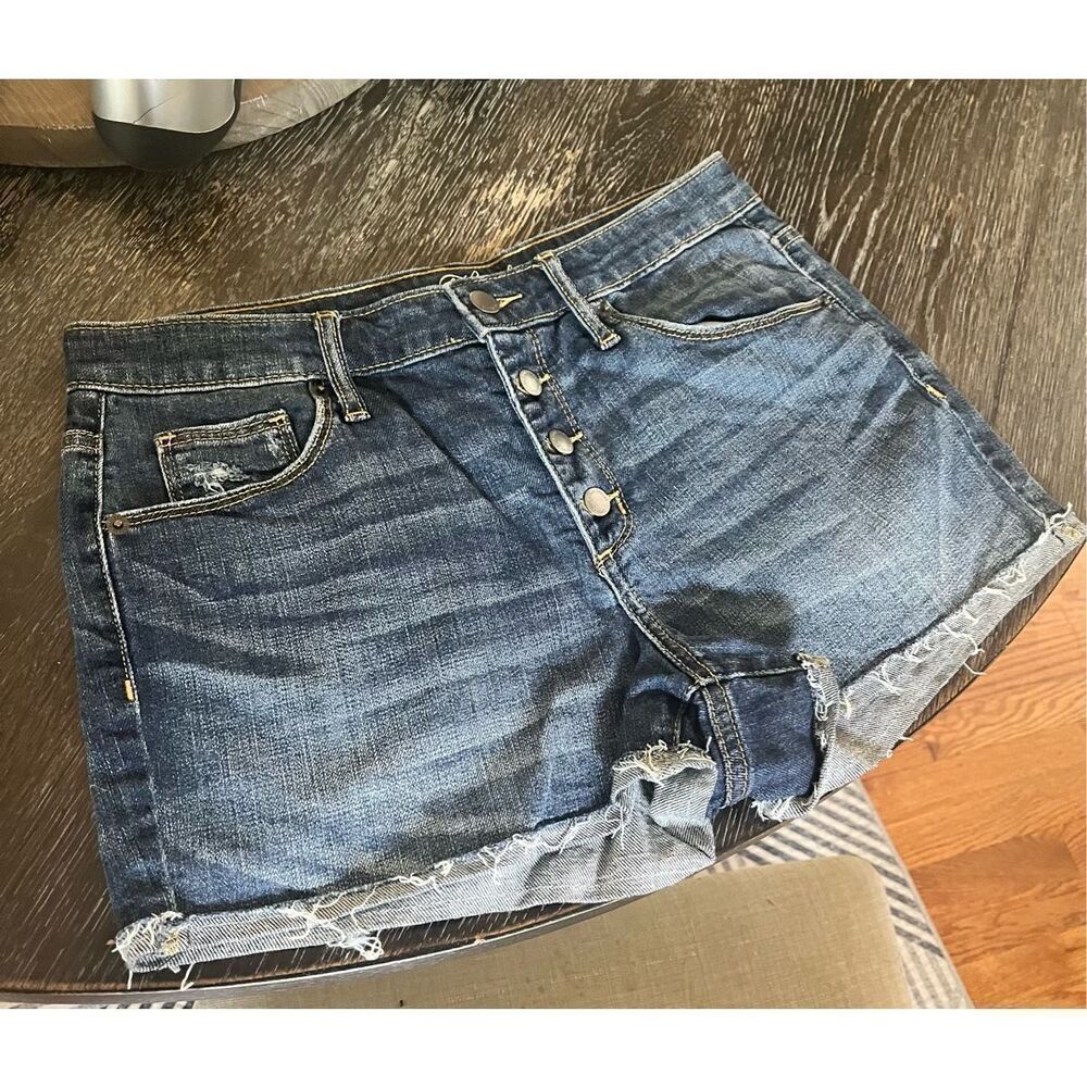 Universal Thread Raw Hem Button Fly Denim Shorts sz 8/29